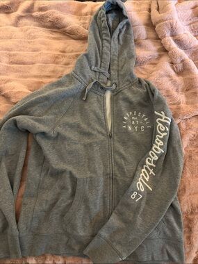 Aeropostale Light Gray Fleece-Lined Hoodie